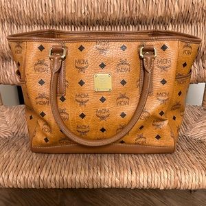 MCM Tote well kept! Clean! No rips,